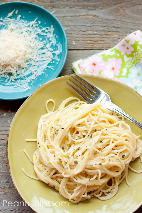 Quick and Easy Homemade Alfredo Sauce with Cream Cheese
