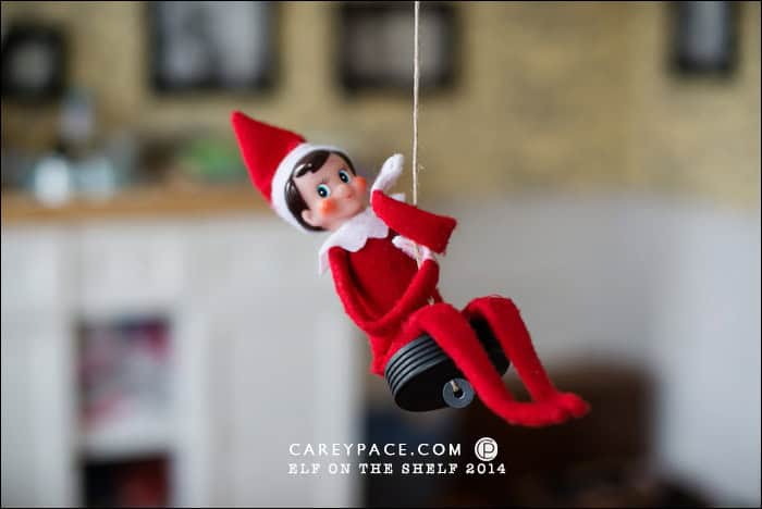 Elf on the Shelf Disc Swing