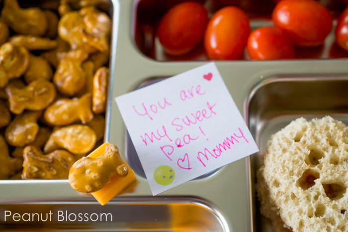 Kindergarten lunch idea - add a note from mom to their lunchbox