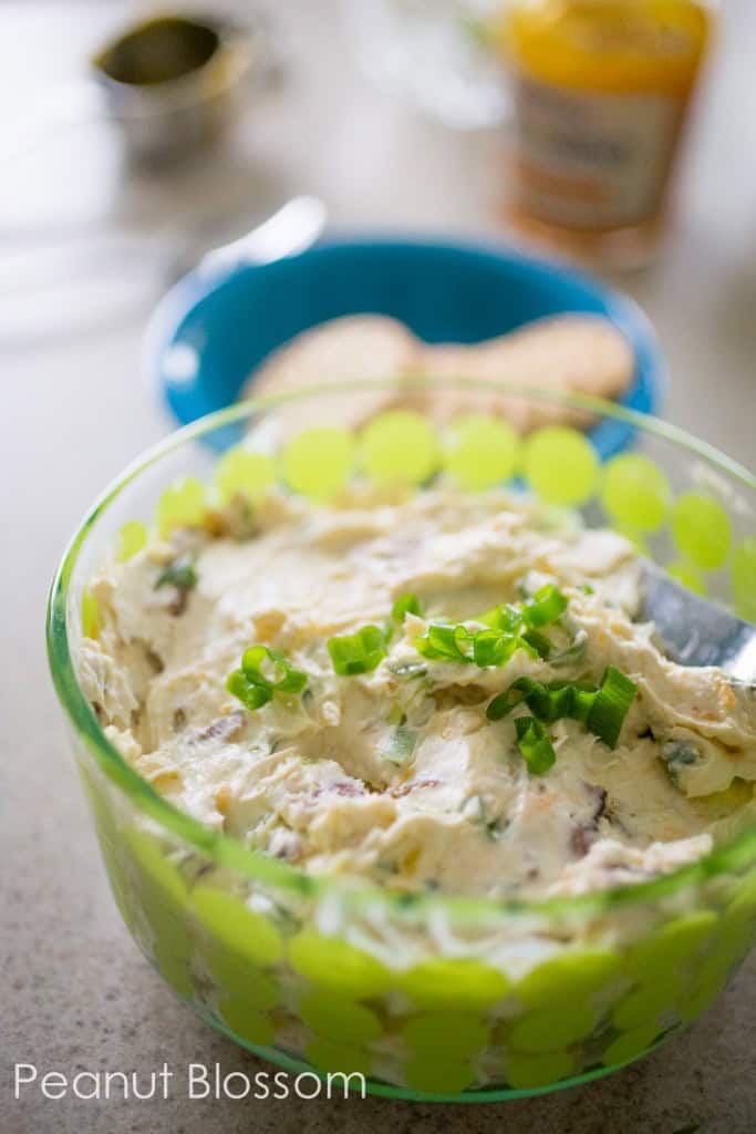 Tropical cheese and bacon dip