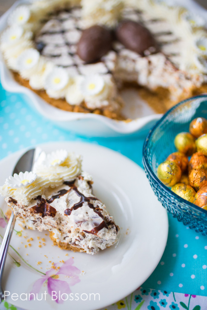 Easy no bake cheesecake with Butterfingers