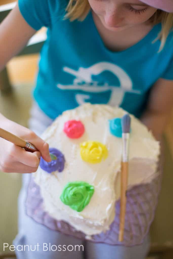 How to make a paint palette birthday cake for an art party