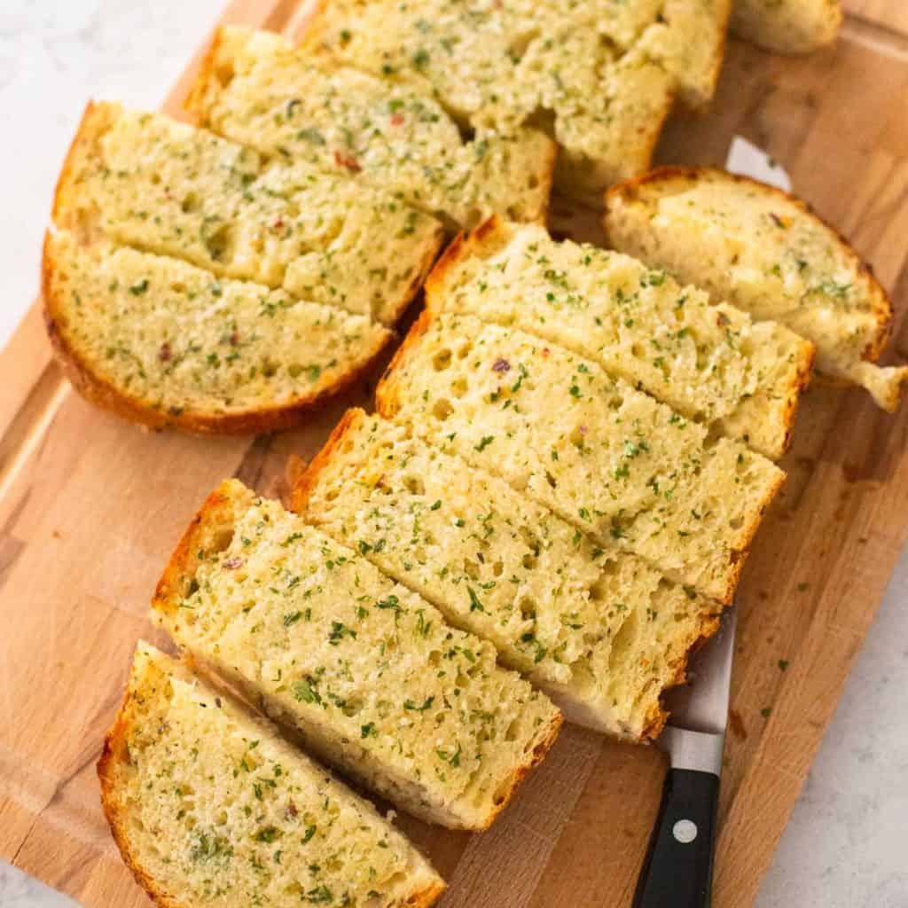 Easy Homemade Garlic Bread