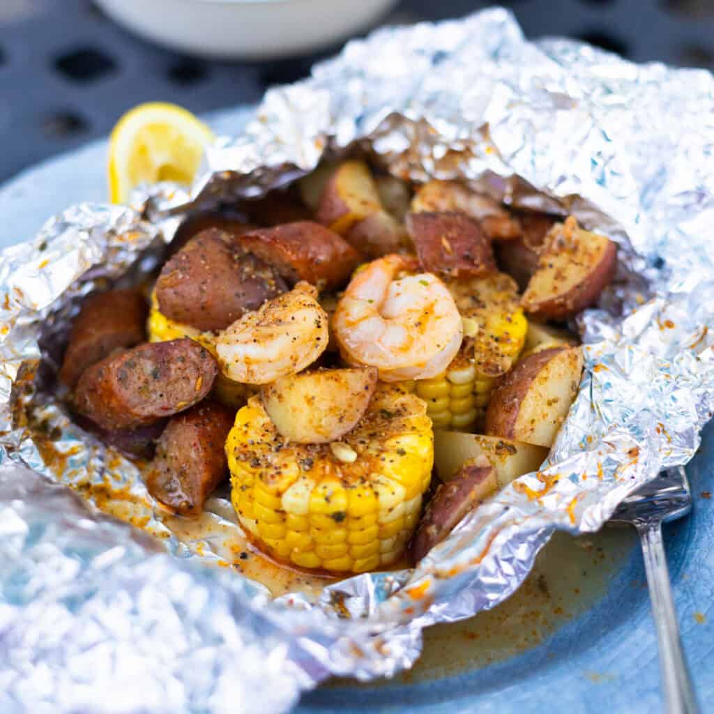 Shrimp Boil Foil Packets {Grill or Oven}