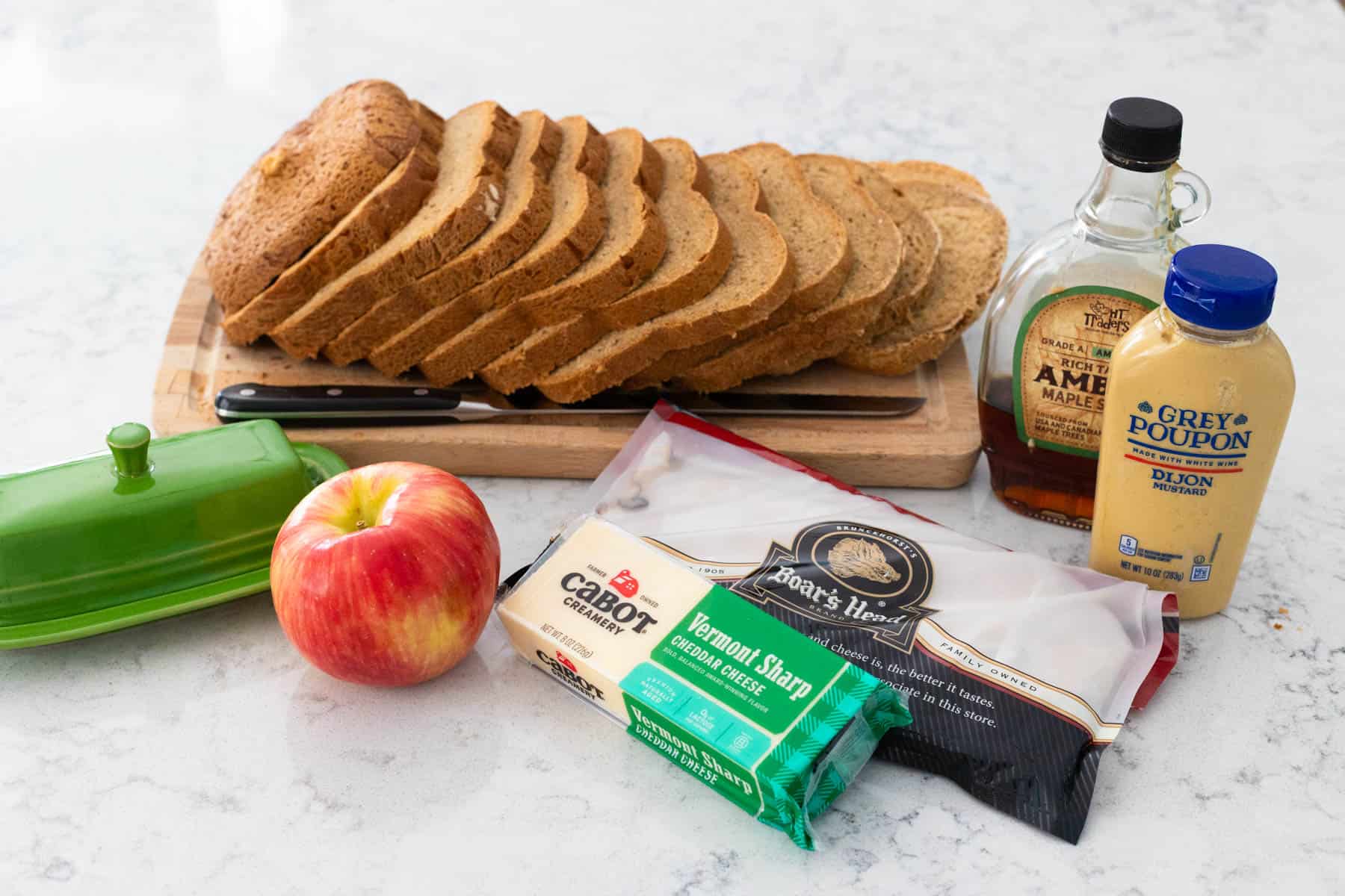Turkey Apple Cheddar Sandwich on Rye